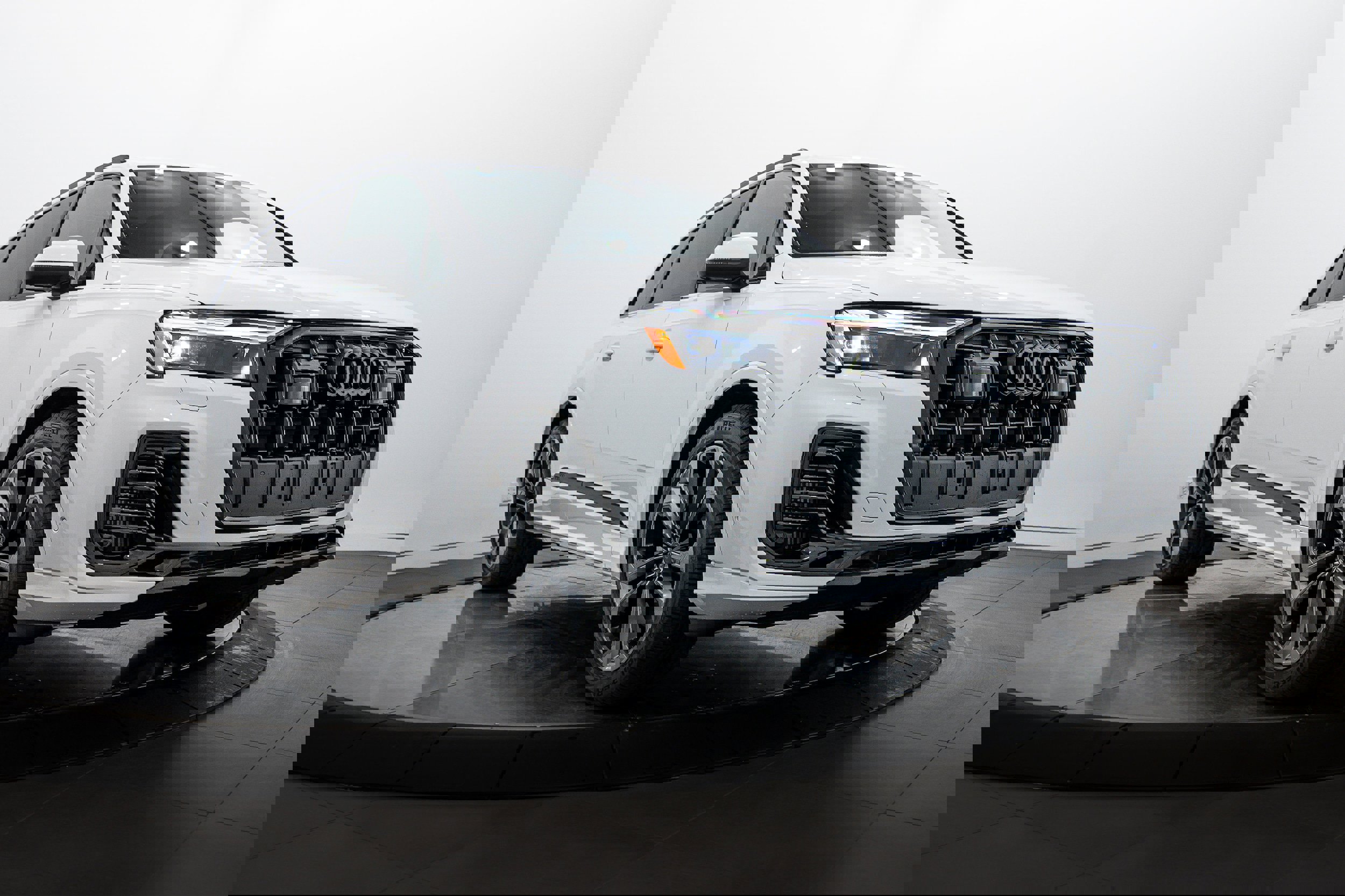 New 2026 Audi Q7 3.0T Premium Plus