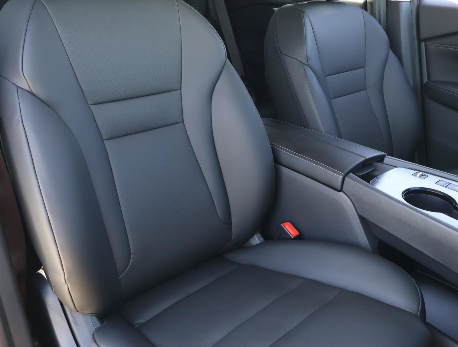 Used 2026 Nissan Rogue Dark Armor FWD image 17