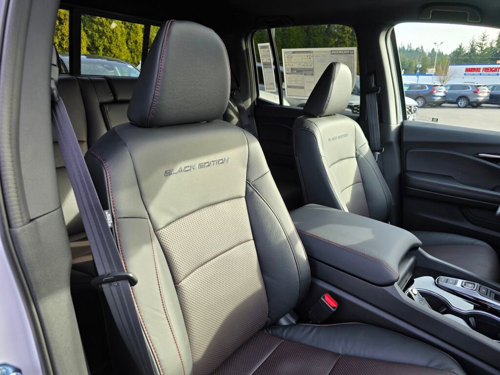 New 2026 Honda Ridgeline Black Edition image 18