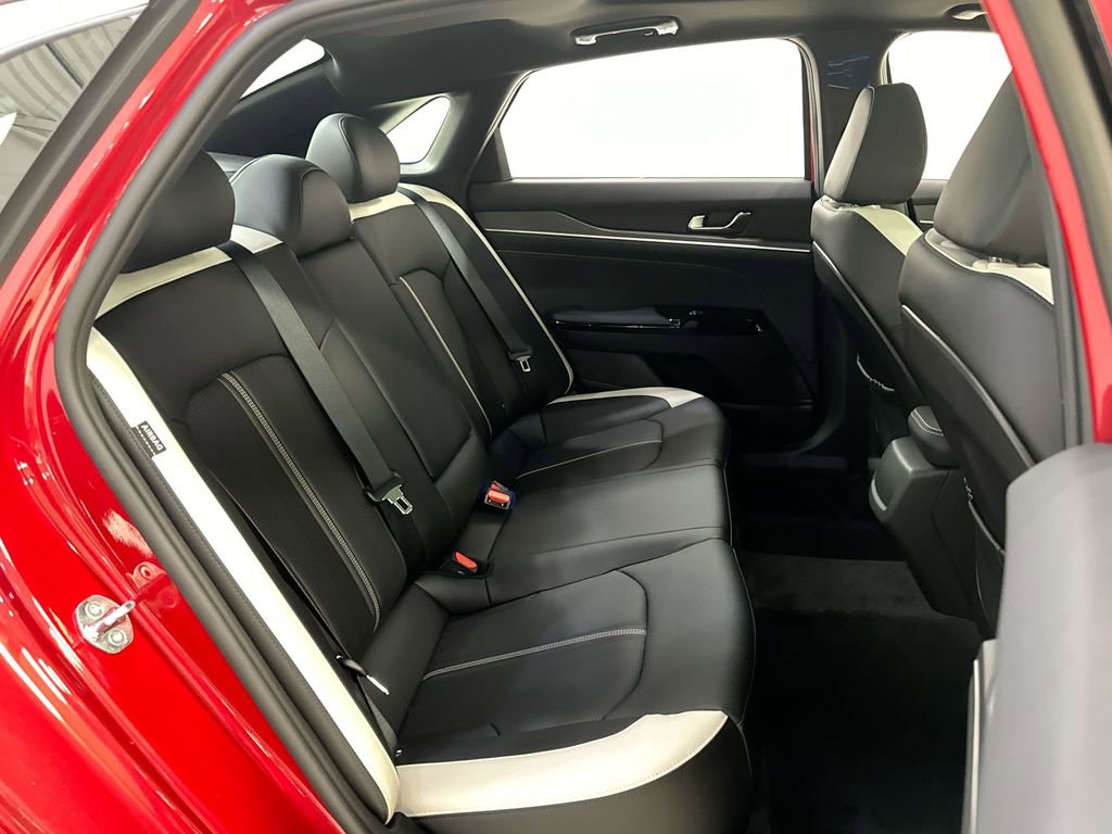 Used 2025 Kia K5 GT-Line w/ GT-Line Premium Package image 29