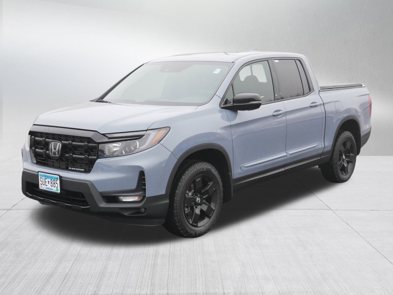 Certified 2025 Honda Ridgeline Black Edition image 3