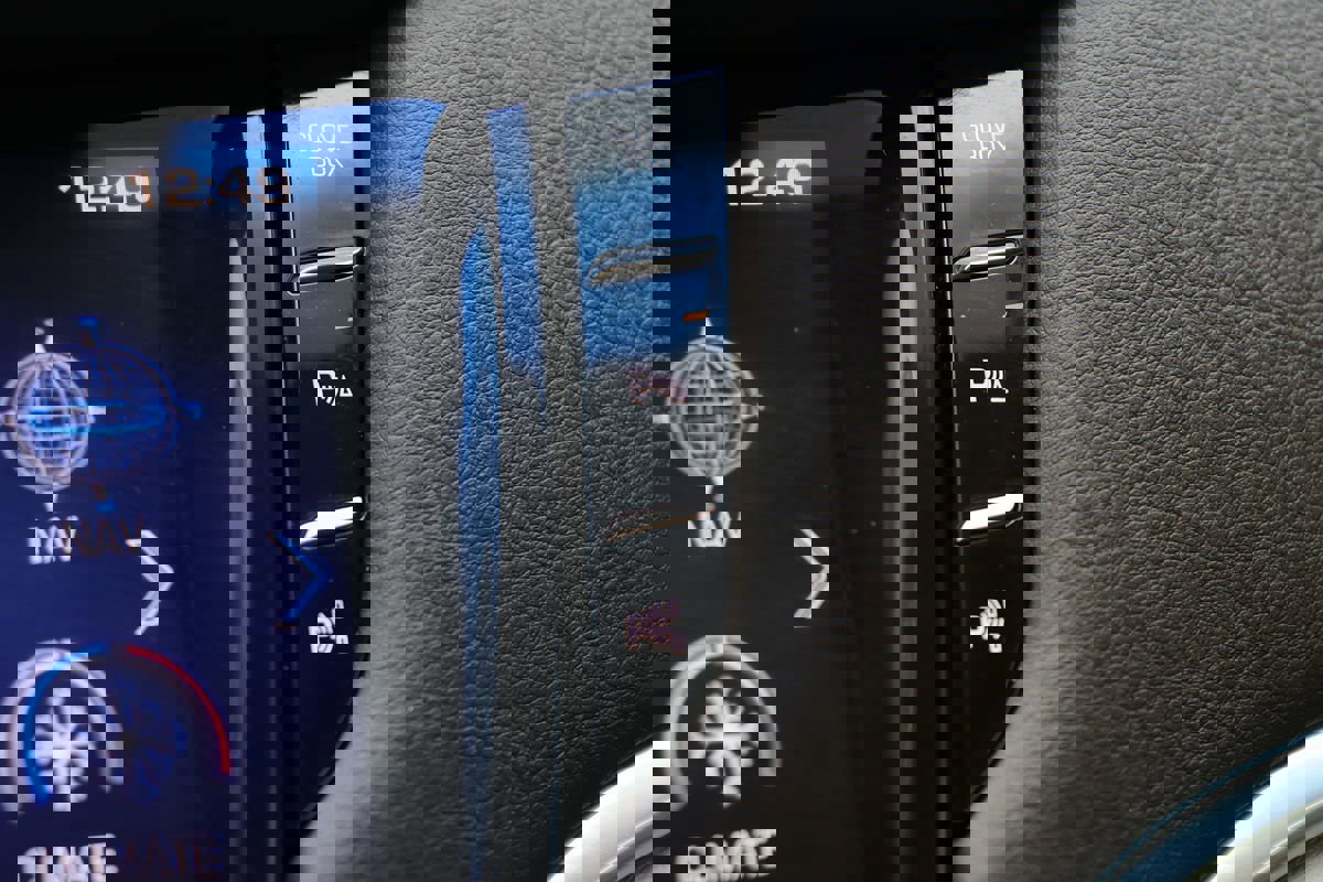 Used 2014 Cadillac XTS Premium image 21