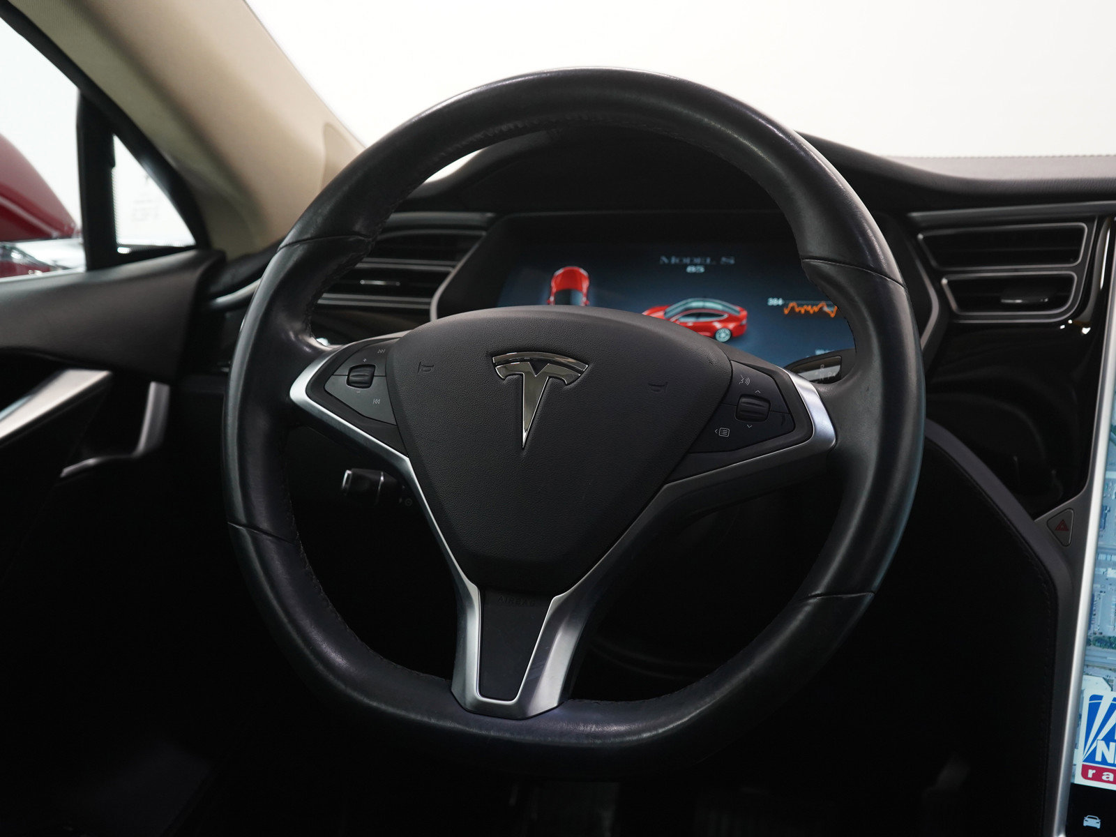 Used 2014 Tesla Model S 85 RWD image 14