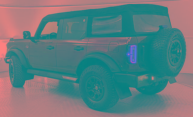 Certified 2023 Ford Bronco Wildtrak AWD/4WD image 4