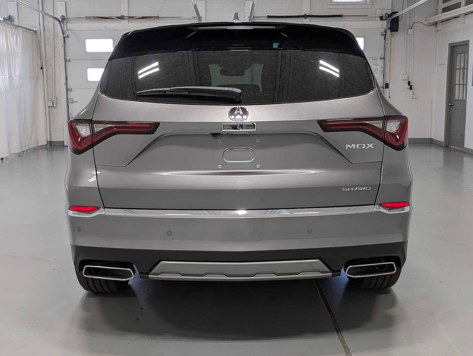 Used 2025 Acura MDX SH-AWD w/ Technology Package image 8