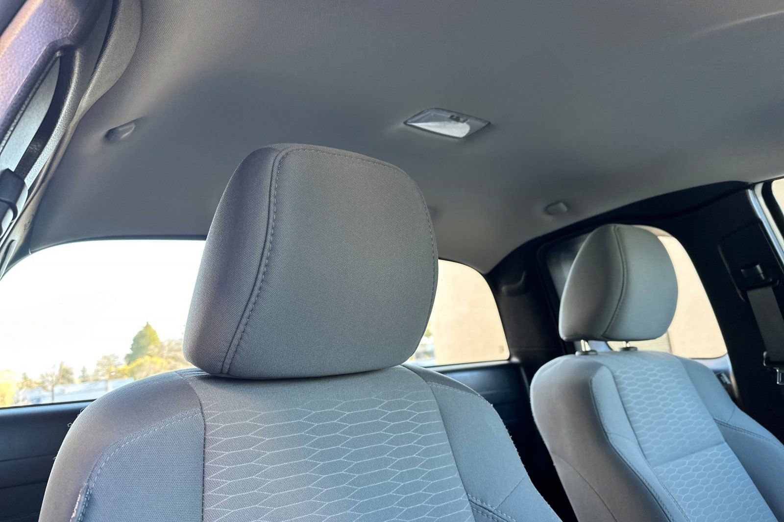 Used 2018 Toyota Tacoma SR image 17