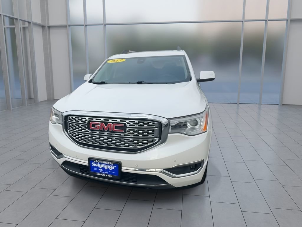Used 2017 GMC Acadia Denali w/ Technology Package image 3