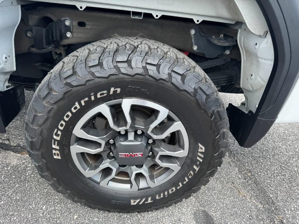 Used 2023 GMC Sierra 3500 Pro w/ Convenience Package AWD/4WD image 6