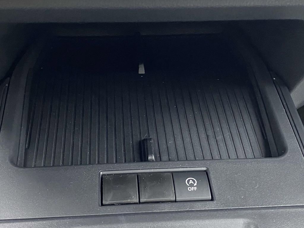 New 2026 Toyota Corolla Cross L image 36