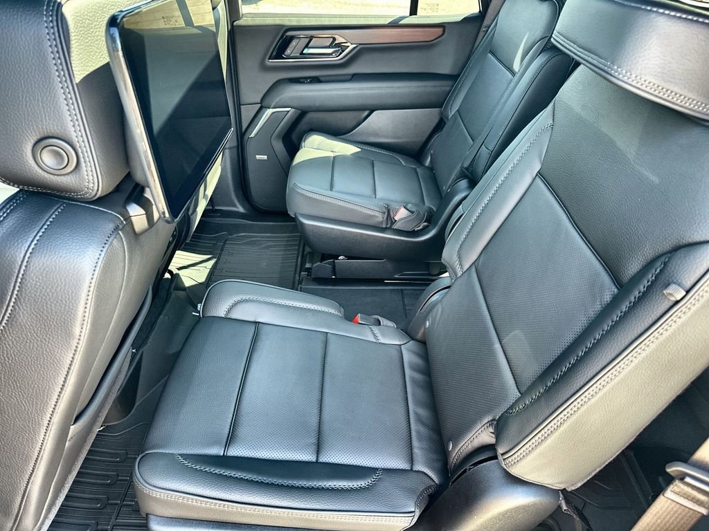 New 2026 GMC Yukon Denali w/ Denali Reserve Package image 16