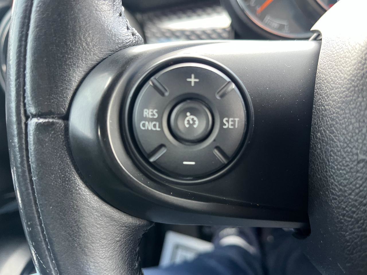 Used 2016 MINI Cooper S image 25
