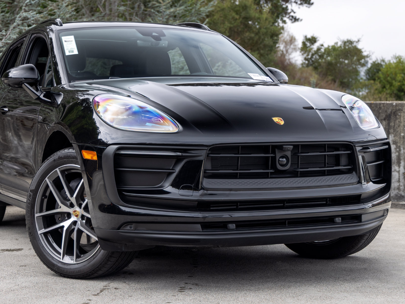 Used 2026 Porsche Macan AWD/4WD image 9