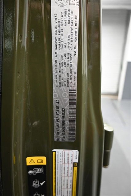 Used 2021 Jeep Wrangler Unlimited Sahara w/ Uconnect 4C Nav & Sound Group image 15