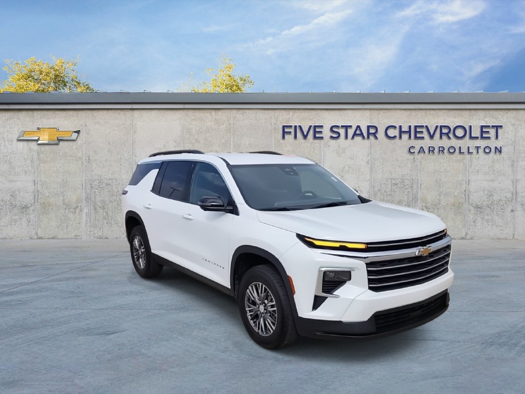 Certified 2024 Chevrolet Traverse LT FWD image 2
