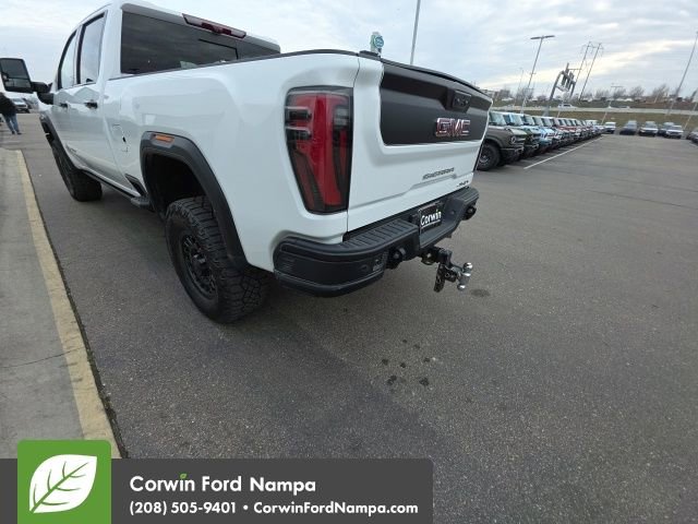 Used 2024 GMC Sierra 2500 AT4X w/ AT4X AEV Edition image 17