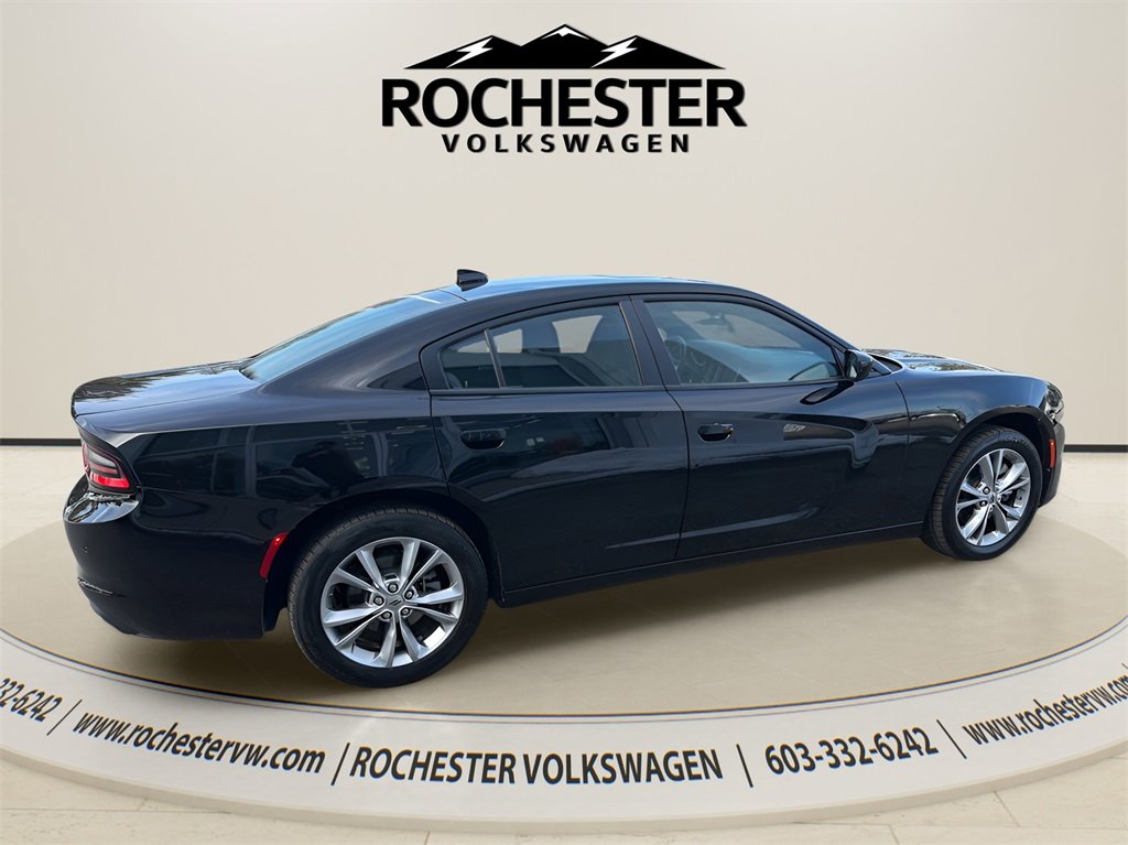 Used 2022 Dodge Charger SXT w/ Cold Weather Package image 8