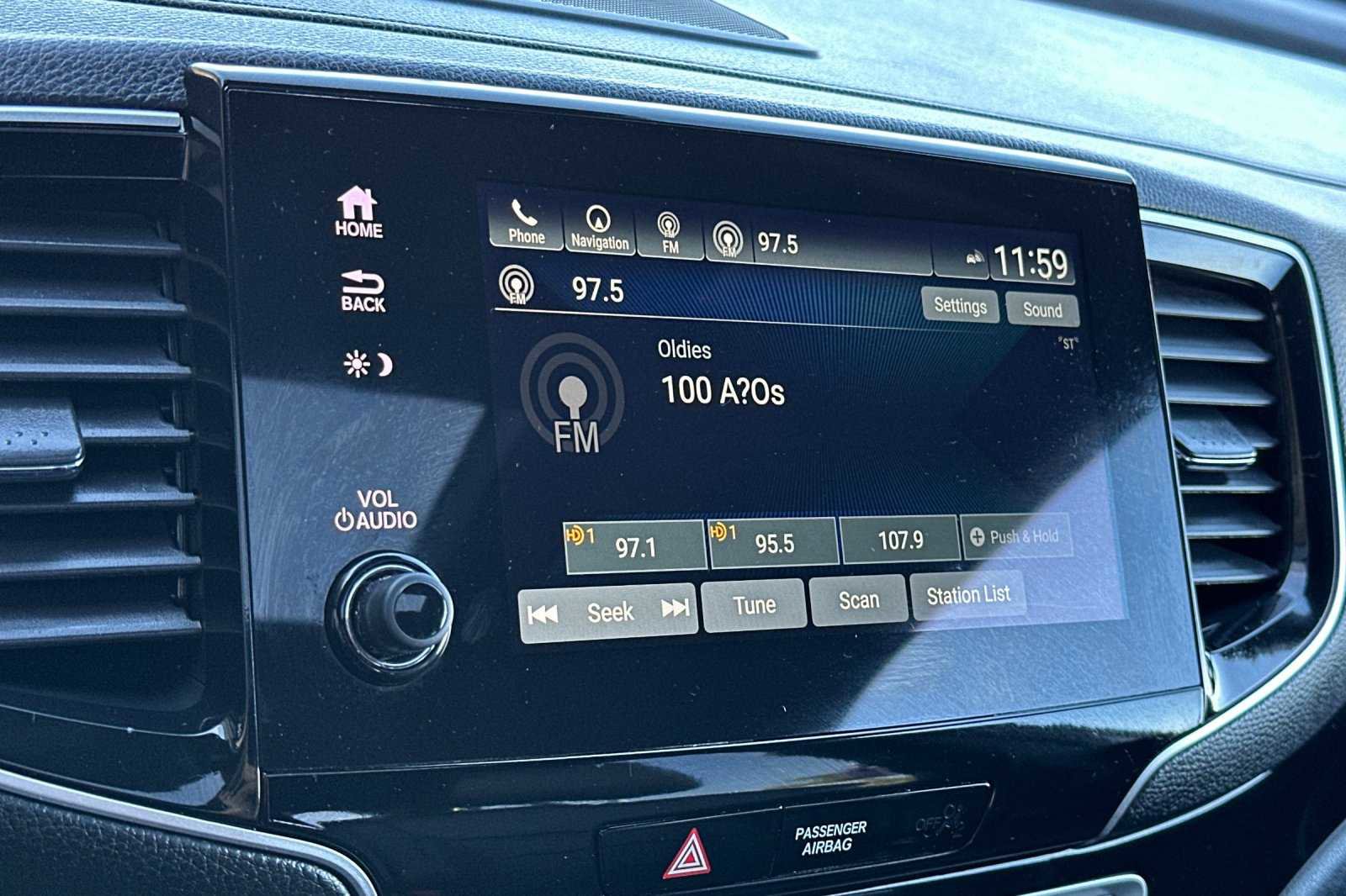 Used 2022 Honda Passport Elite image 21