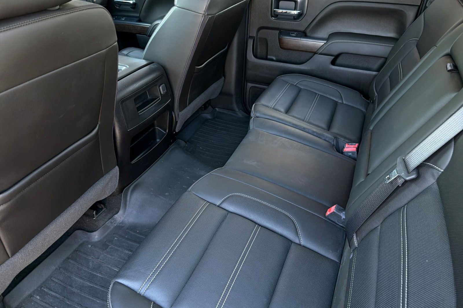 Used 2018 GMC Sierra 2500 Denali w/ Duramax Plus Package image 13