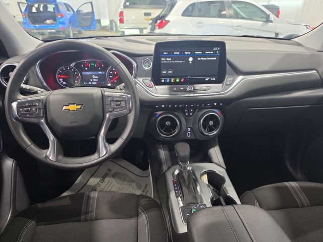 Used 2025 Chevrolet Blazer LT AWD/4WD image 9