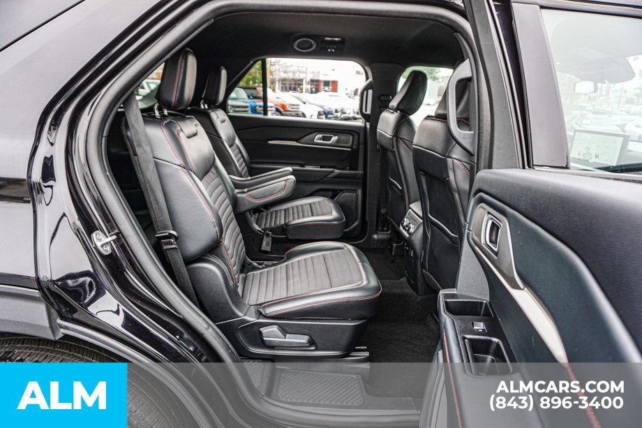 Used 2025 Ford Explorer ST-Line AWD/4WD image 23