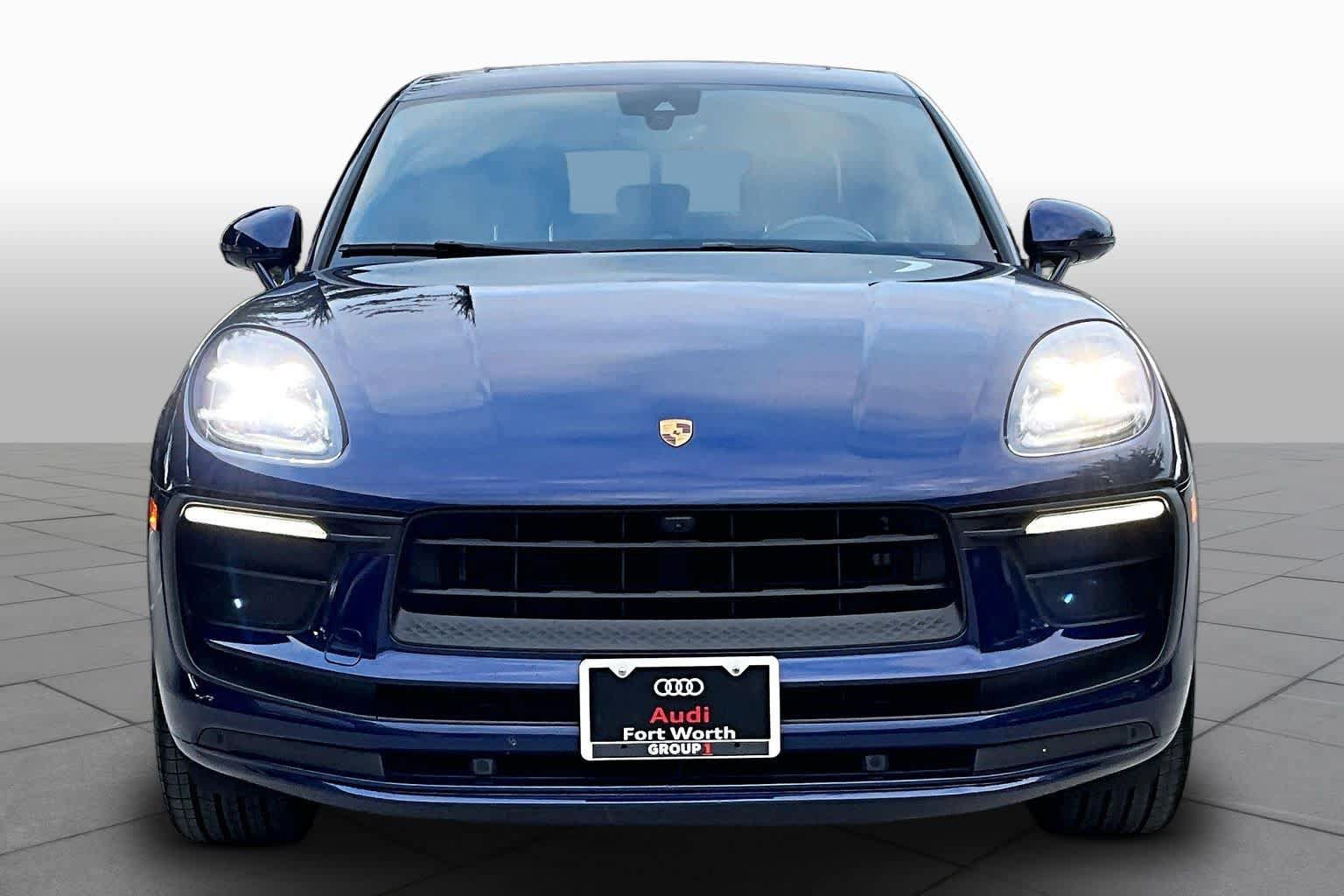 Used 2022 Porsche Macan AWD/4WD image 4