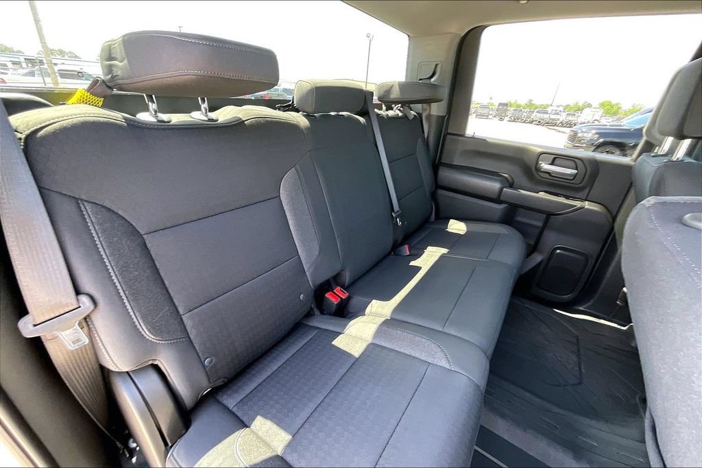 Used 2025 Chevrolet Silverado 2500 Custom w/ Custom Value Package AWD/4WD image 22