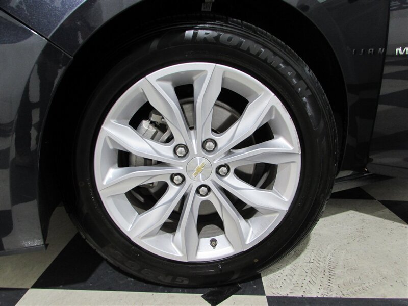 Used 2023 Chevrolet Malibu LT image 36