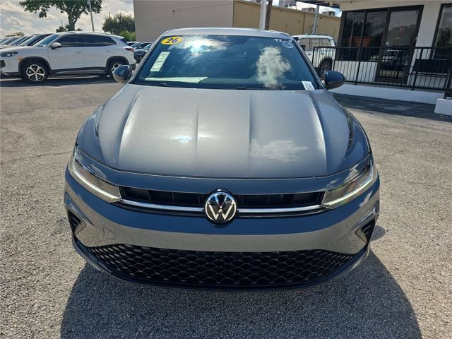 New 2026 Volkswagen Jetta Sport FWD image 2