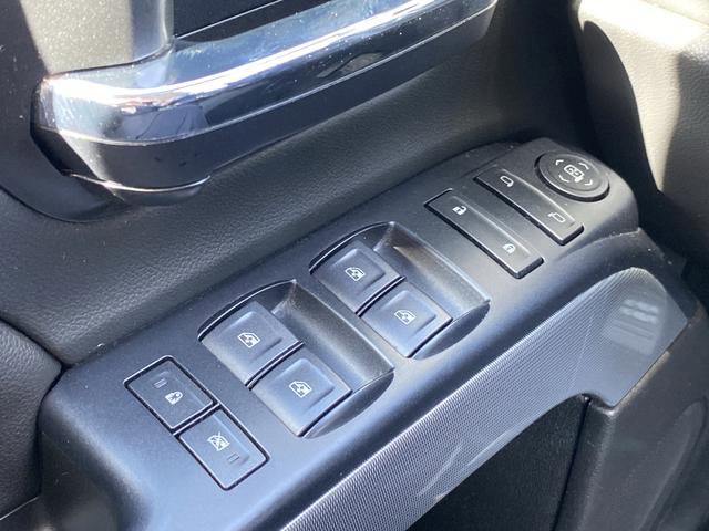 Used 2019 Chevrolet Silverado 1500 LT w/ All Star Edition image 23