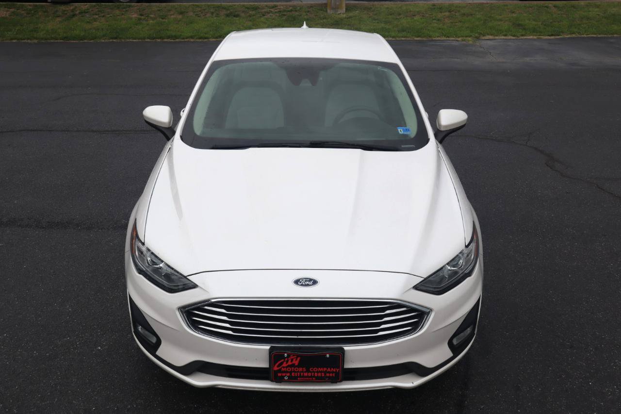 Used 2019 Ford Fusion SE w/ Equipment Group 151A FWD image 3