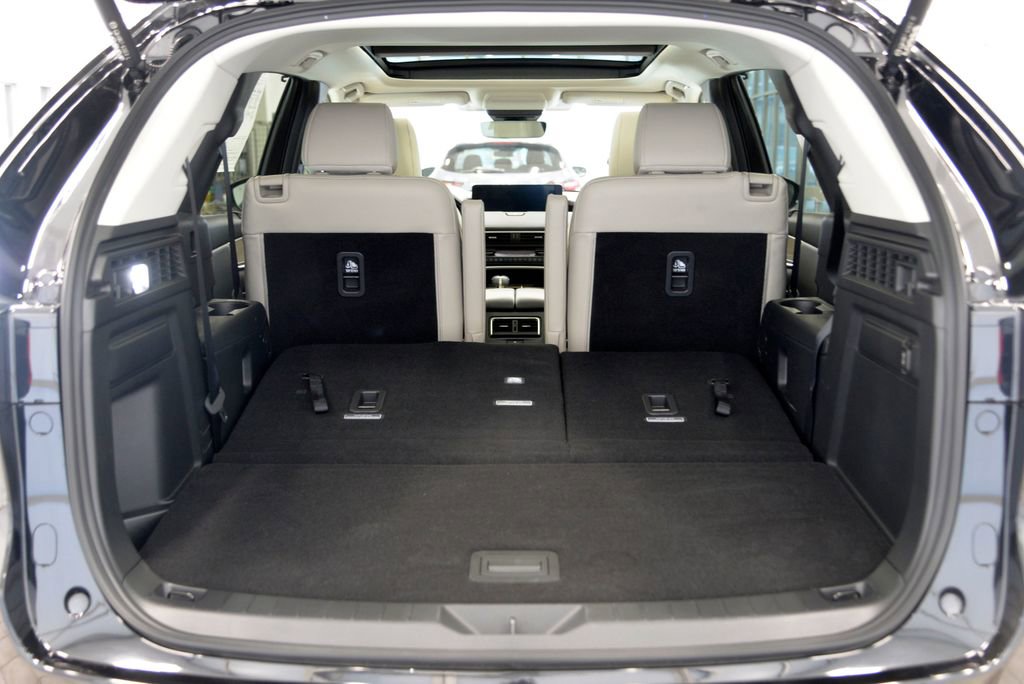 Used 2026 MAZDA CX-90 3.3 Turbo w/ Premium Sport Pkg image 30