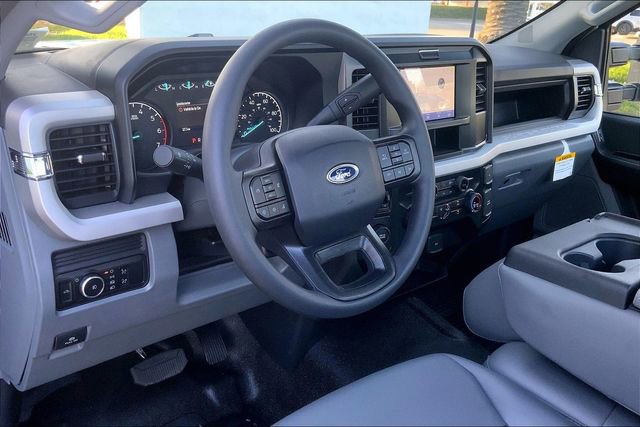 New 2026 Ford F250 XL w/ XL Chrome Package image 6