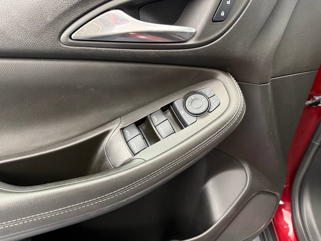 Used 2024 Buick Encore GX Preferred FWD image 40