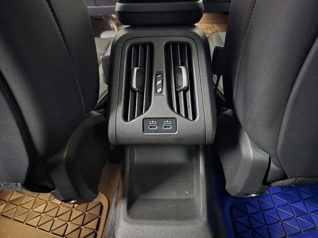 Used 2025 BMW X1 xDrive28i w/ Convenience Package image 18