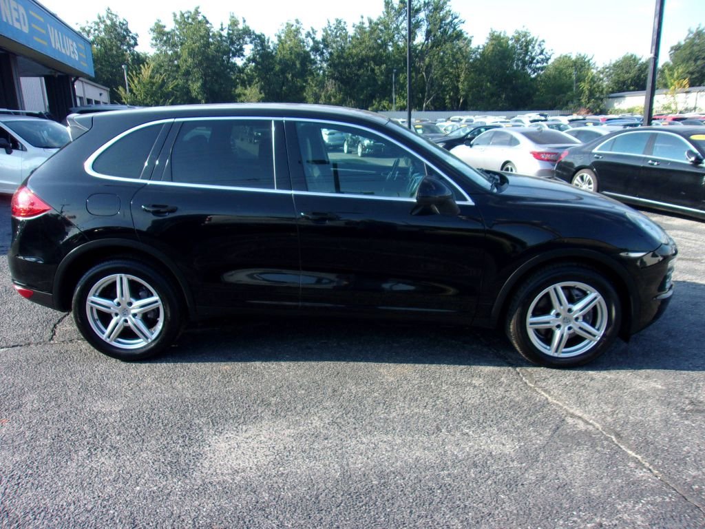 Used 2012 Porsche Cayenne Base image 4