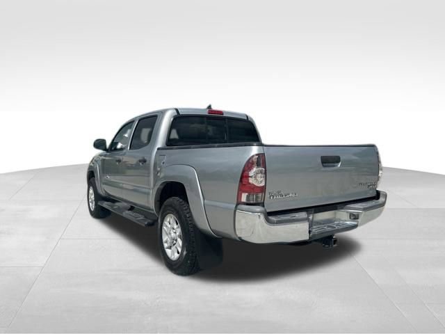 Used 2014 Toyota Tacoma PreRunner w/ SR5 Package RWD image 9