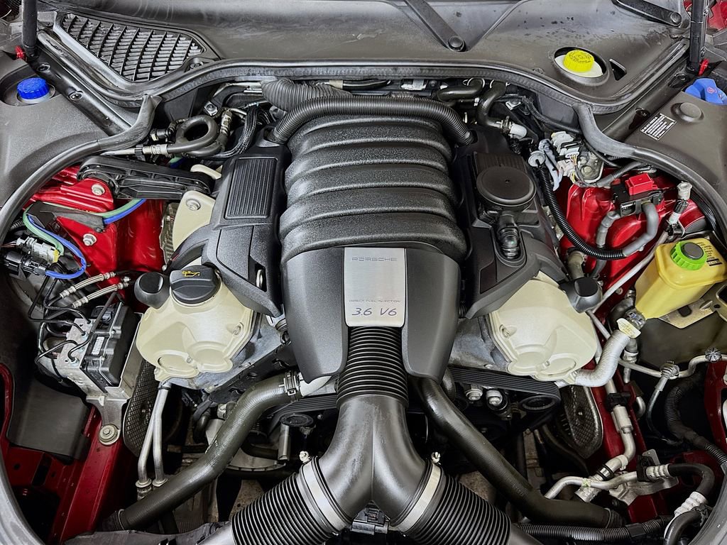 Used 2013 Porsche Panamera 4 image 33