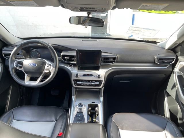 Used 2023 Ford Explorer XLT w/ Equipment Group 202A image 37