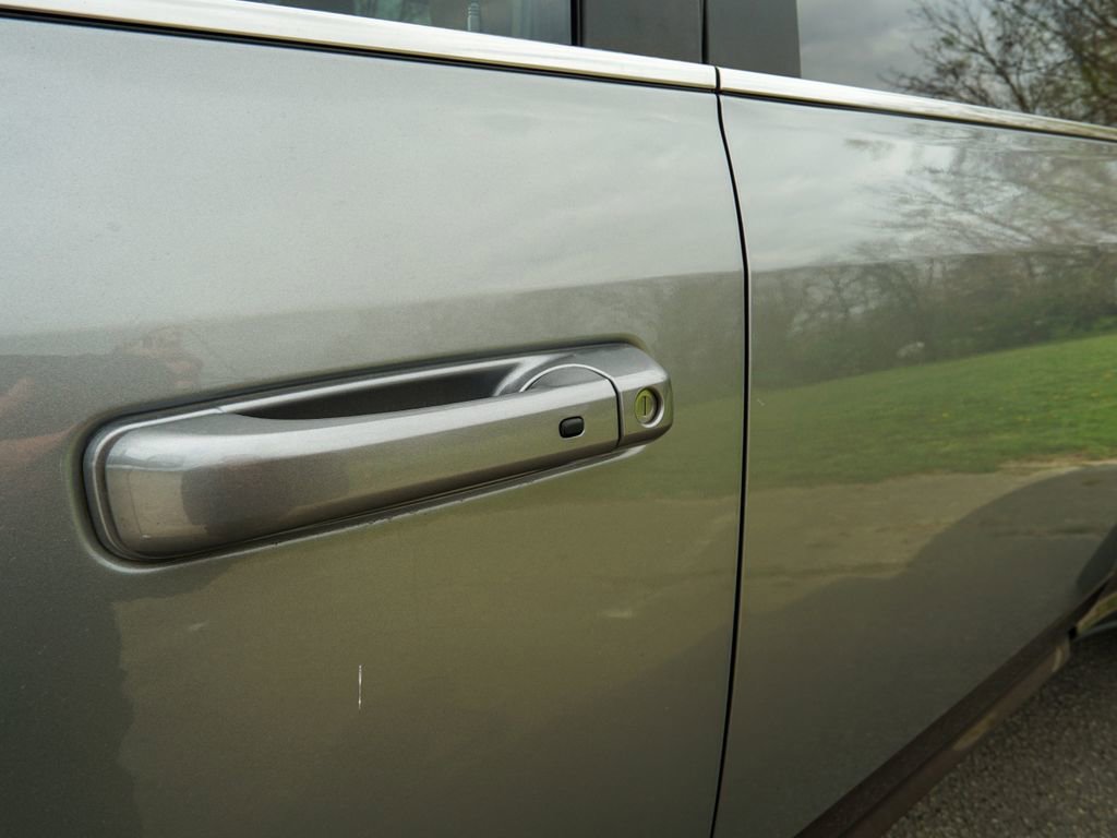 Used 2023 RAM 3500 Limited image 8