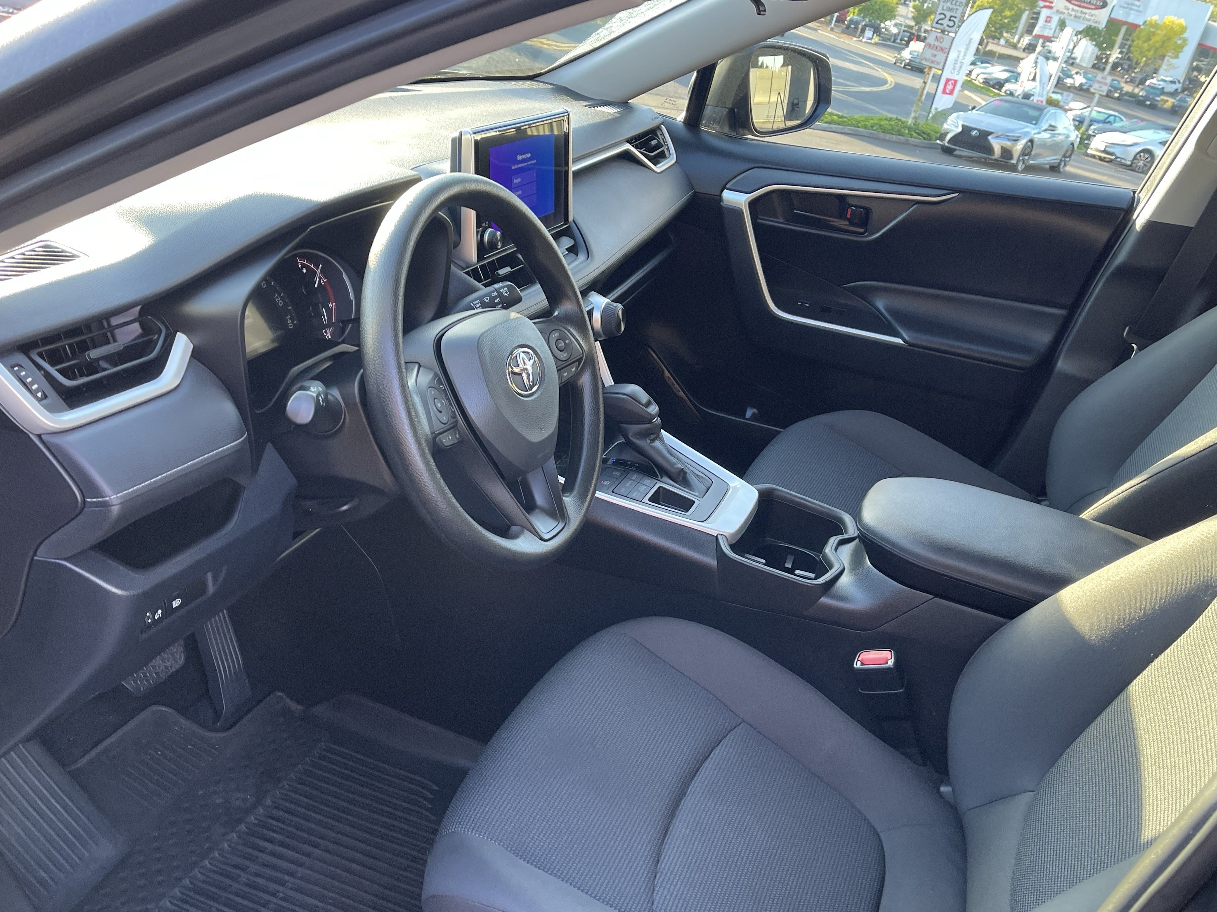Certified 2023 Toyota RAV4 LE AWD/4WD image 9
