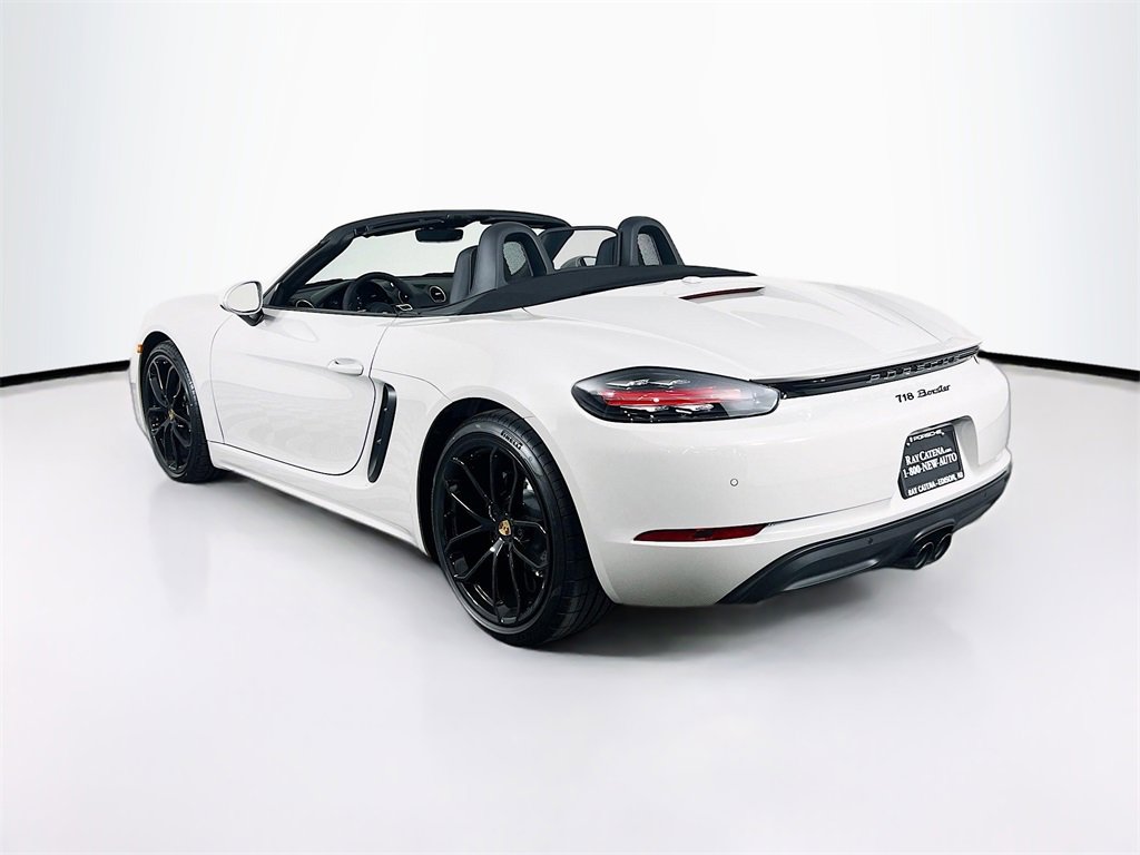 New 2025 Porsche 718 Boxster image 3