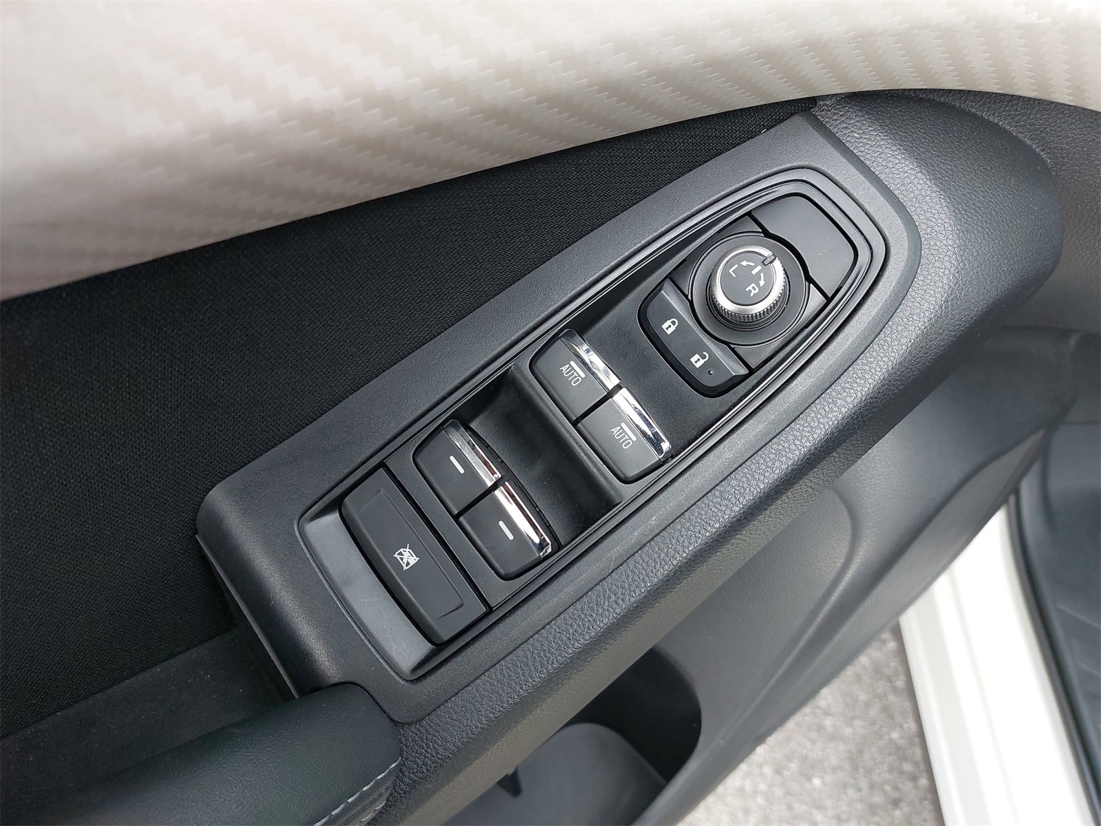 Certified 2022 Subaru Ascent Premium w/ Convenience Package image 30