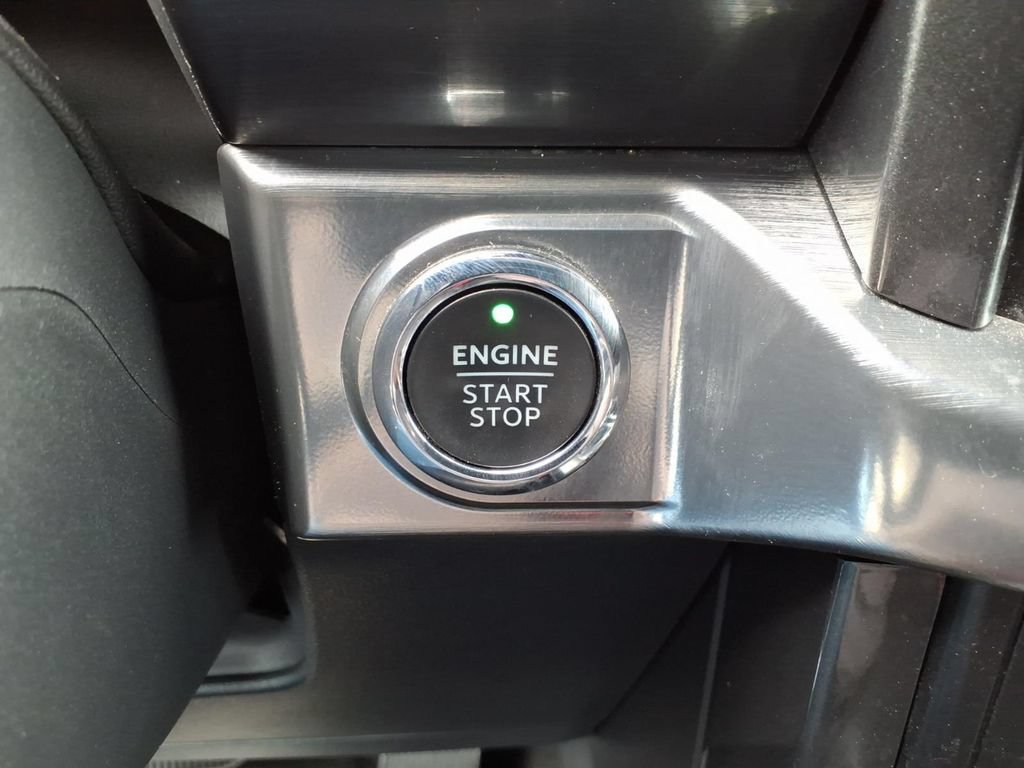 Used 2023 Ford F150 Lariat w/ Equipment Group 502A High AWD/4WD image 27