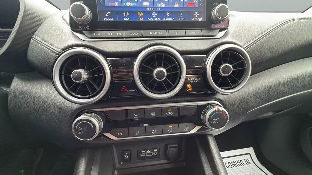 Used 2025 Nissan Sentra SV image 29