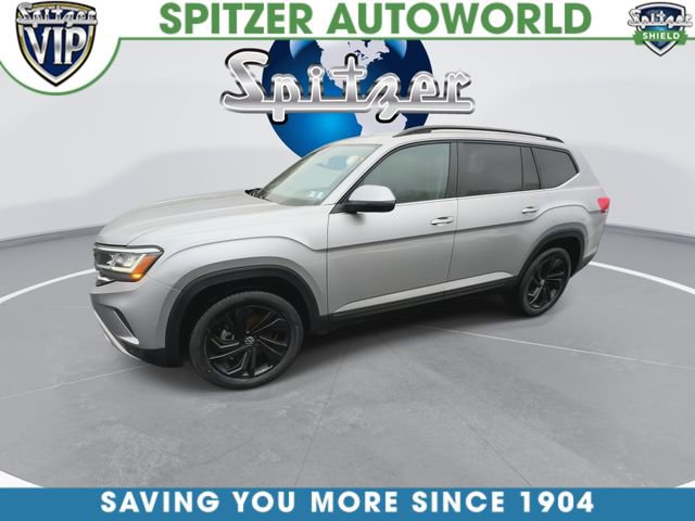 Used 2023 Volkswagen Atlas SE w/ Black Wheel Package image 6