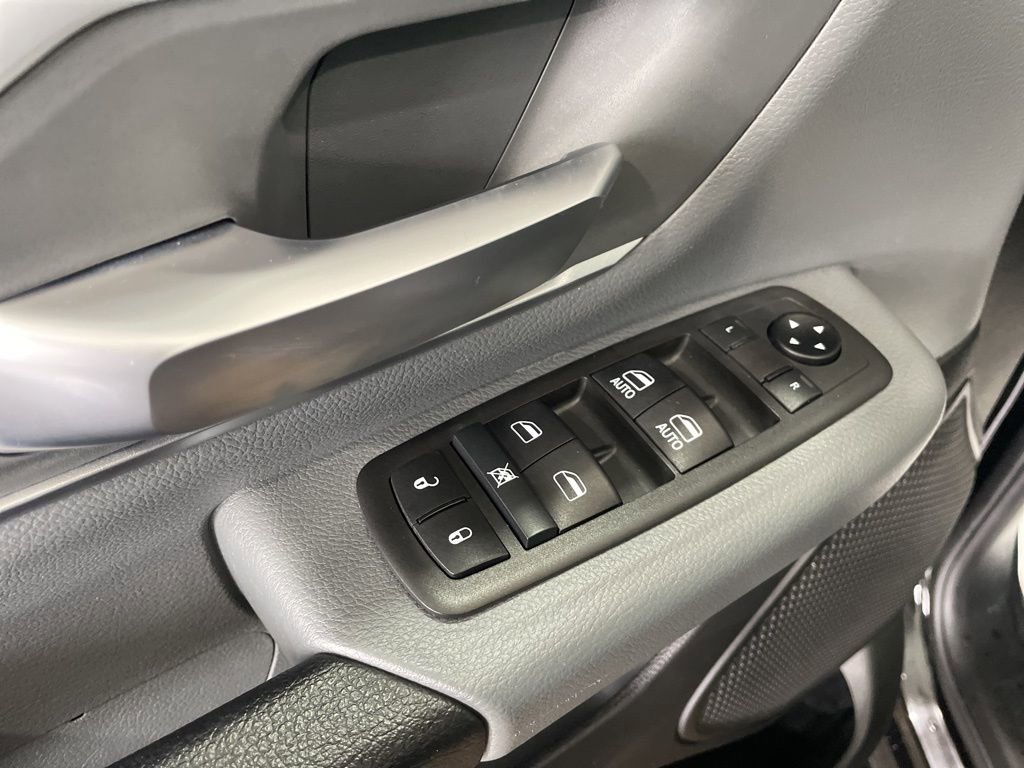 Used 2021 RAM 1500 Big Horn image 11