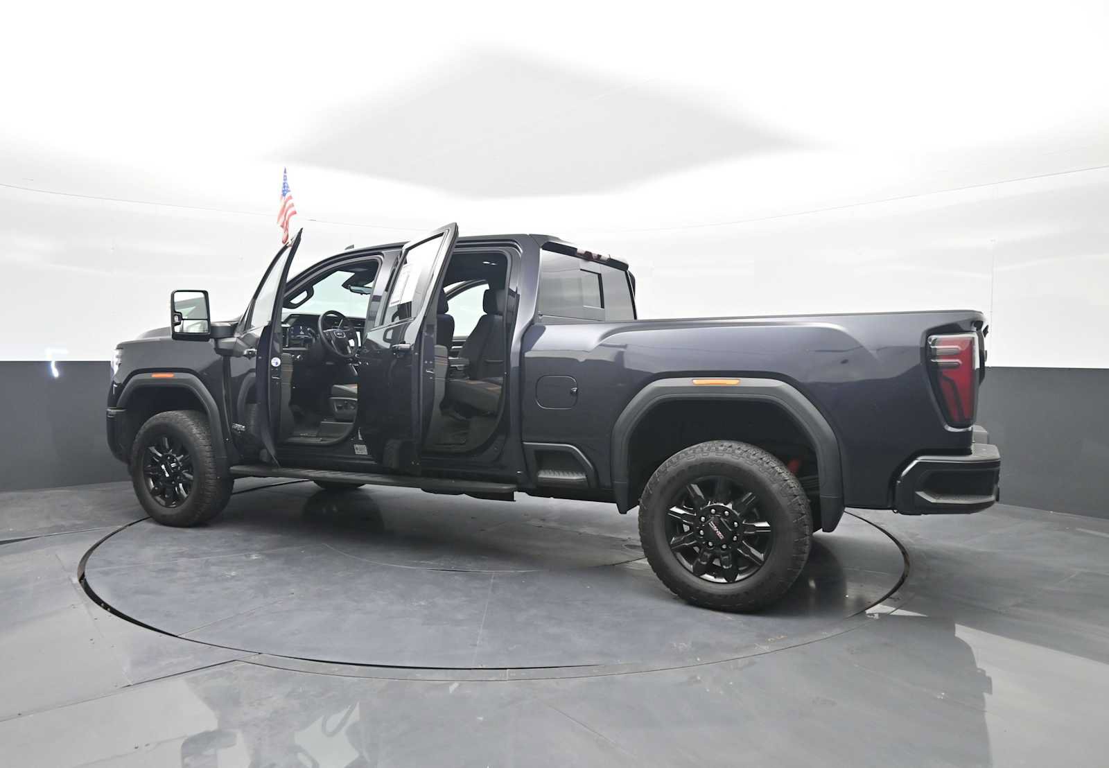 Used 2024 GMC Sierra 2500 AT4 w/ AT4 Premium Plus Package AWD/4WD image 47
