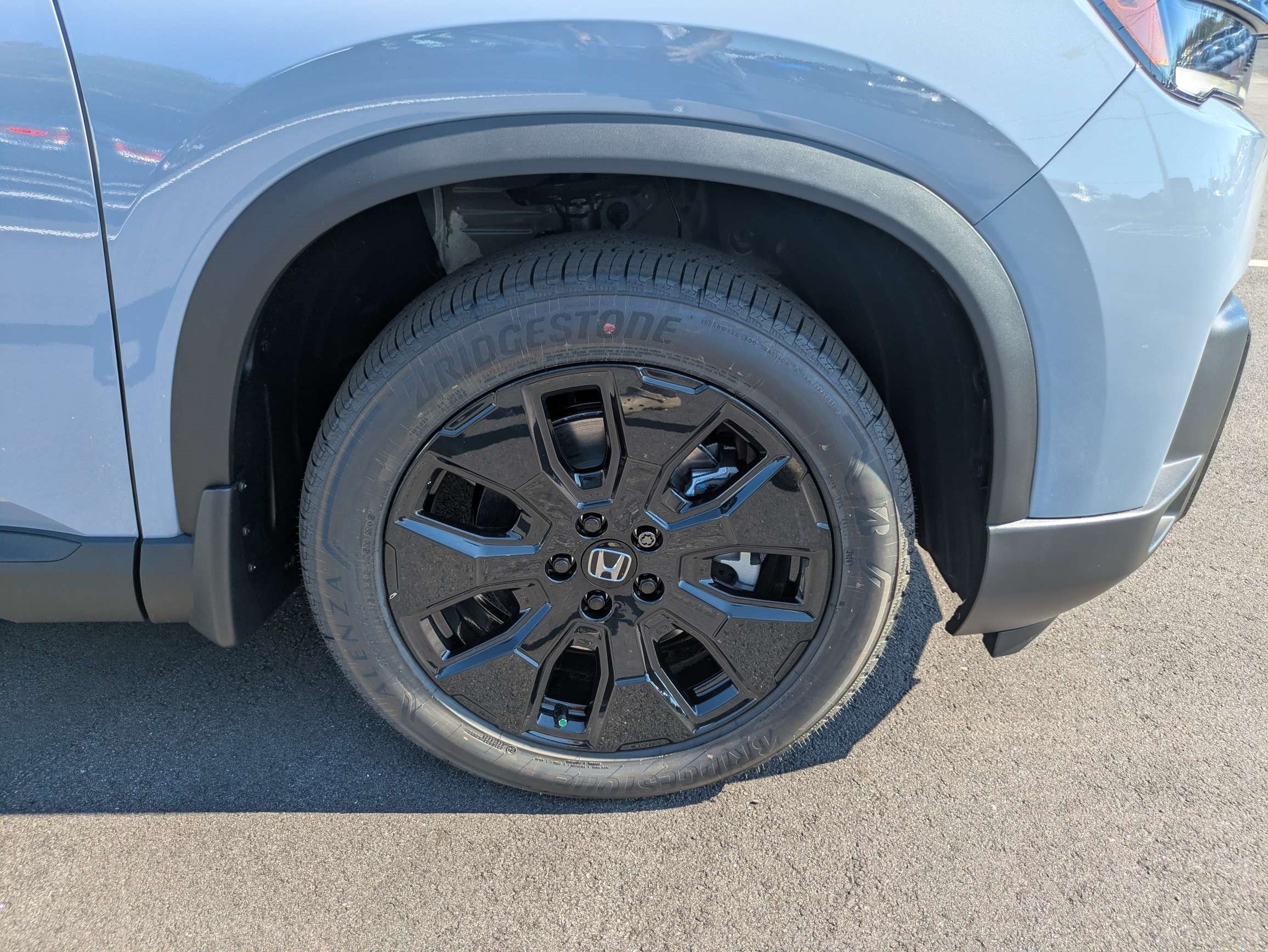 New 2026 Honda Pilot Black Edition image 17