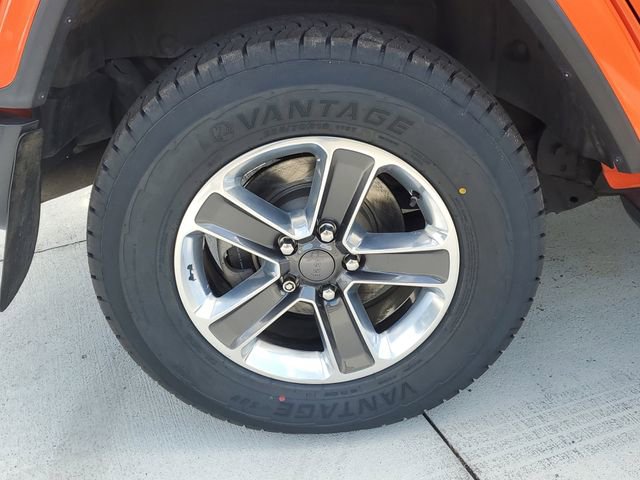 Used 2018 Jeep Wrangler Unlimited Sahara image 5