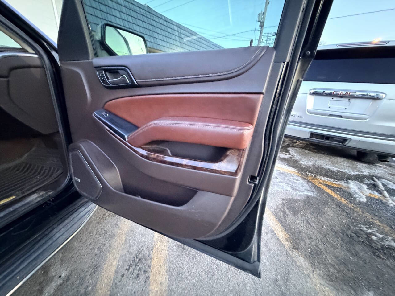 Used 2015 Chevrolet Tahoe LTZ w/ Texas Edition image 62